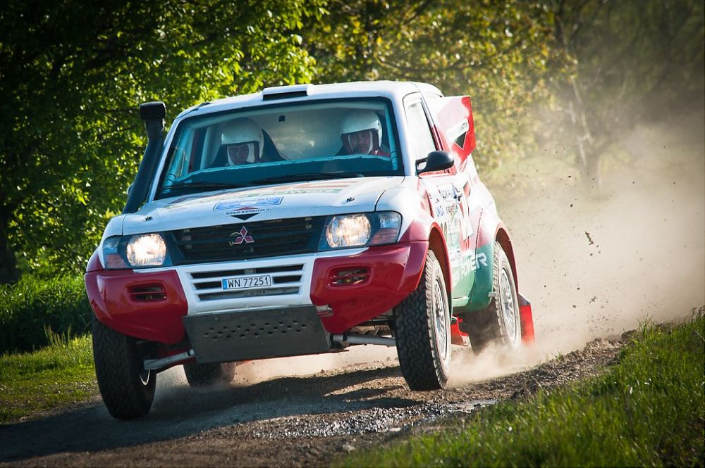 Mitsubishi Pajero (wycofany z rajdów)
